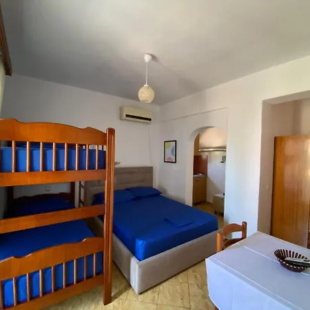 Tani Aparthotel *