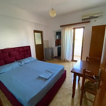 Aparthotel Tani *