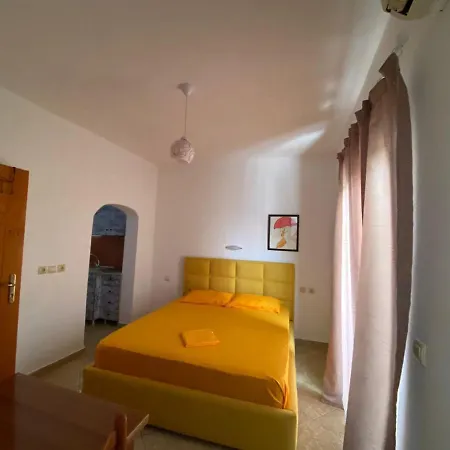 Tani Aparthotel *
