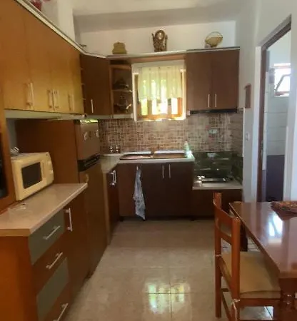 Tani Apart Otel Ksamil