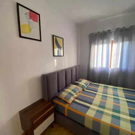 Tani Aparthotel