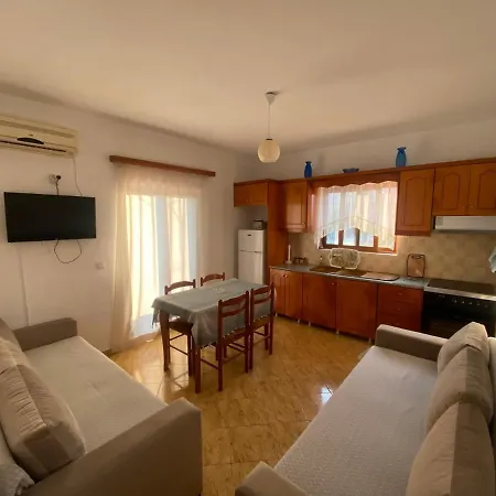 Aparthotel Tani