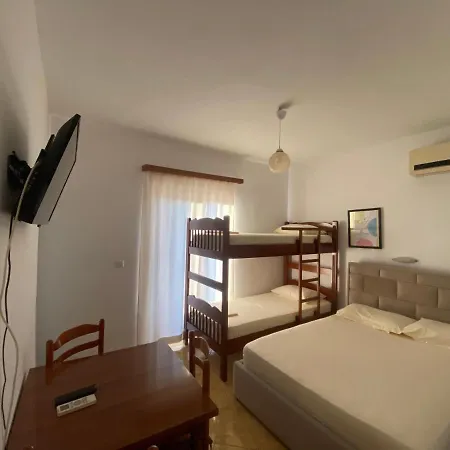 Aparthotel Tani *