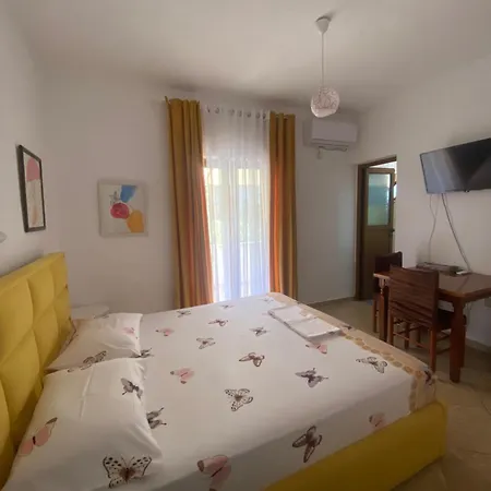 Aparthotel Tani