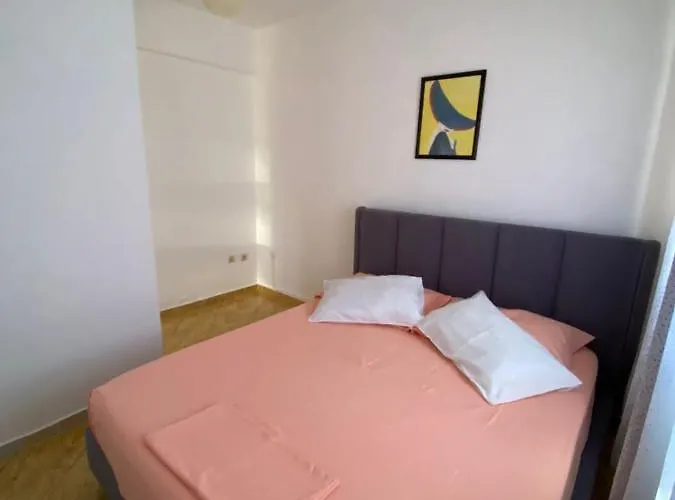 Aparthotel Tani Ksamil