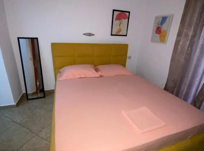 Tani Aparthotel Ksamil